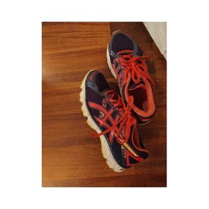 Asics girls tennis shoes